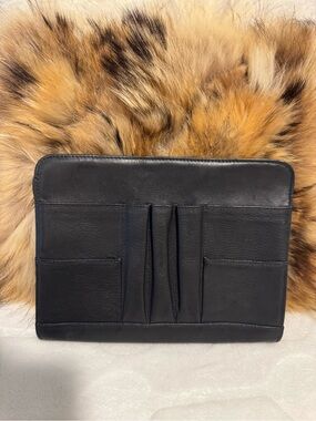 Levenger Black Pebbled Leather Zip Travel Organizer